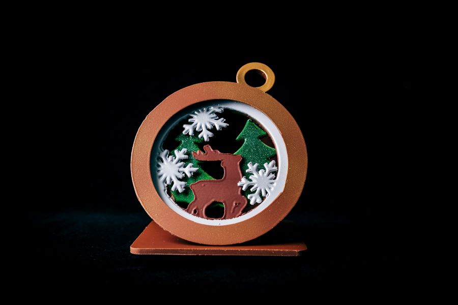 Bauble Scene Reindeer & Snowflakes