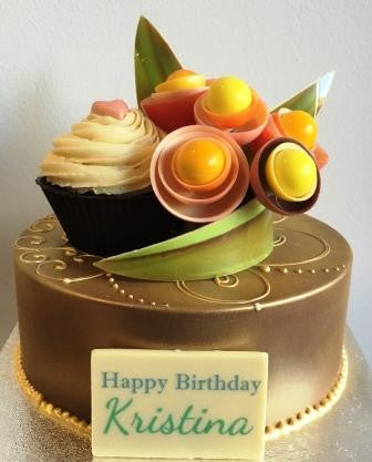 Chocolate Smash Cake - Cupcake Theme