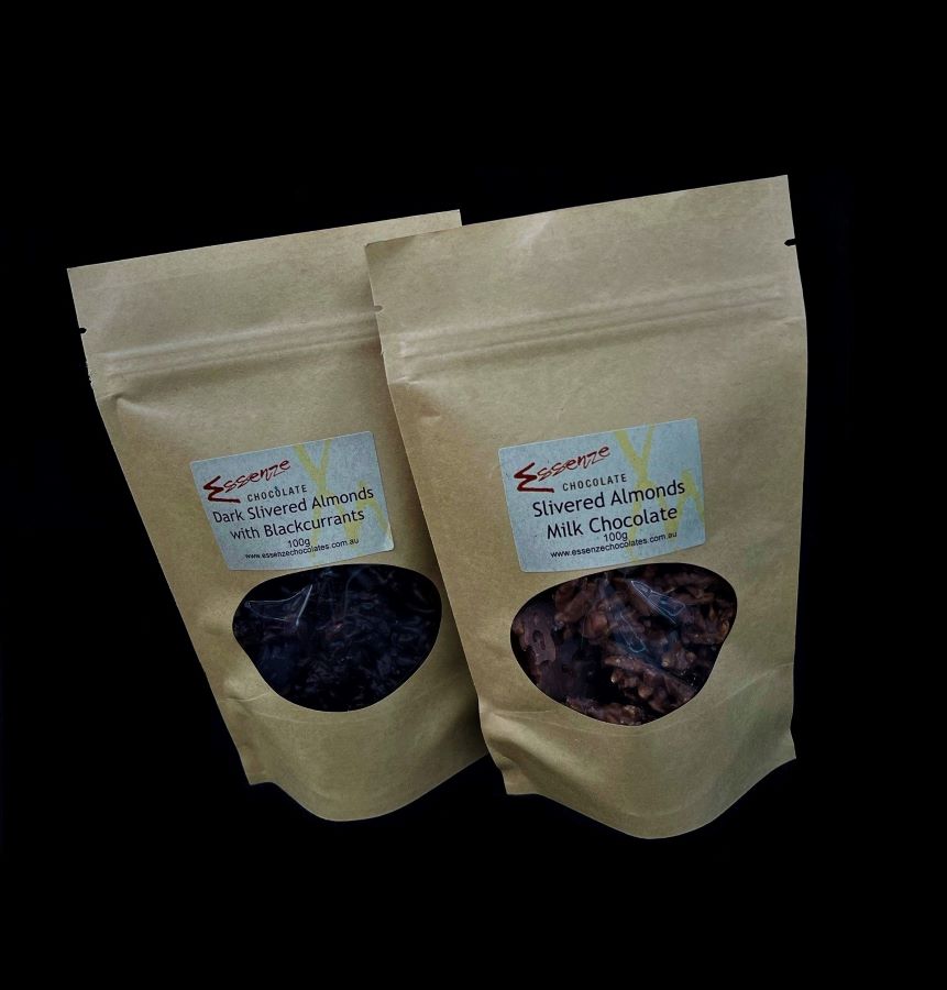 Dark Slivered Almonds with Blackcurrants