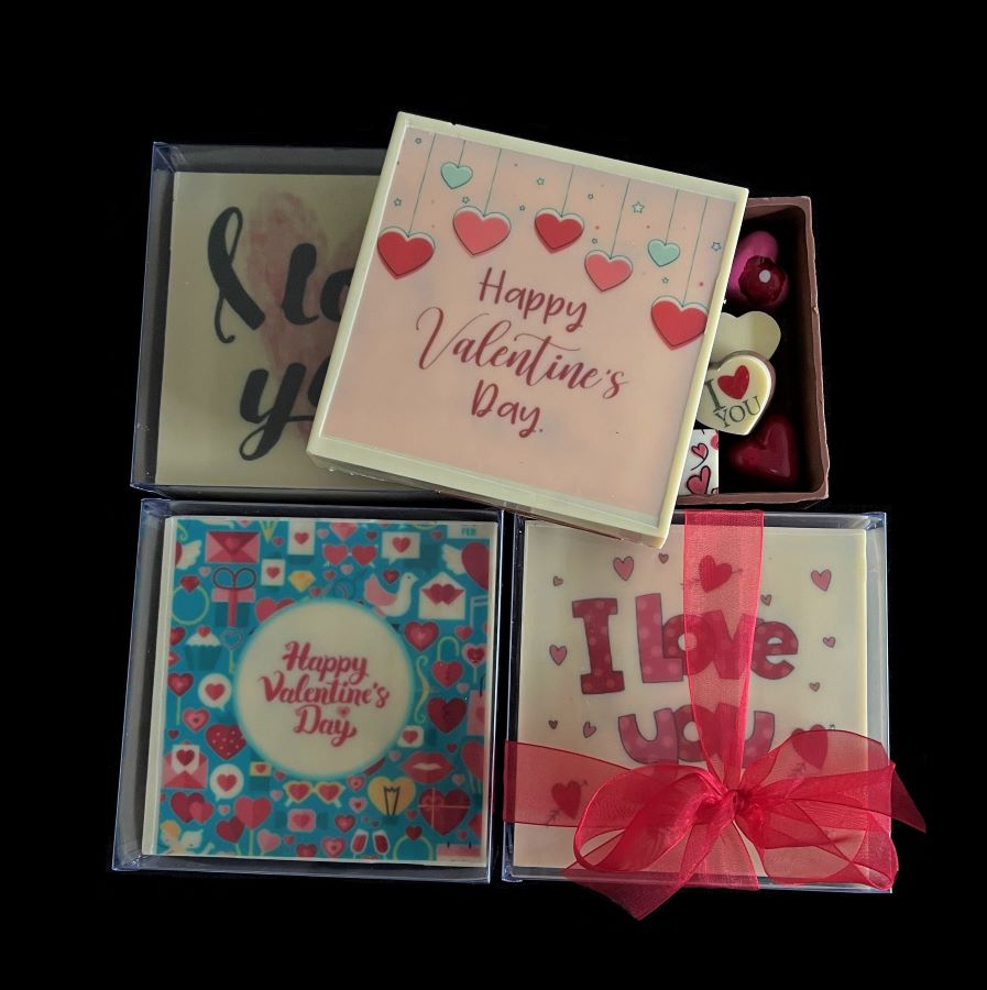 Happy Valentine's Chocolate Box with 10 pieces of chocolate