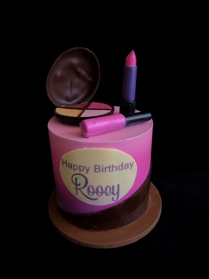 Make over Smash Cake