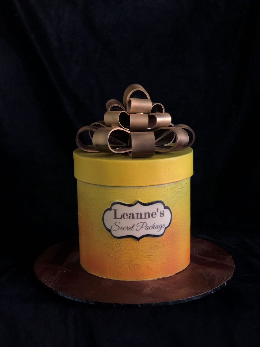 Present Surprise Smash Cake