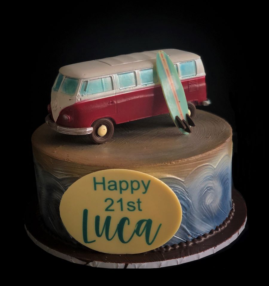 Kombi & Surfboard Smash Cake